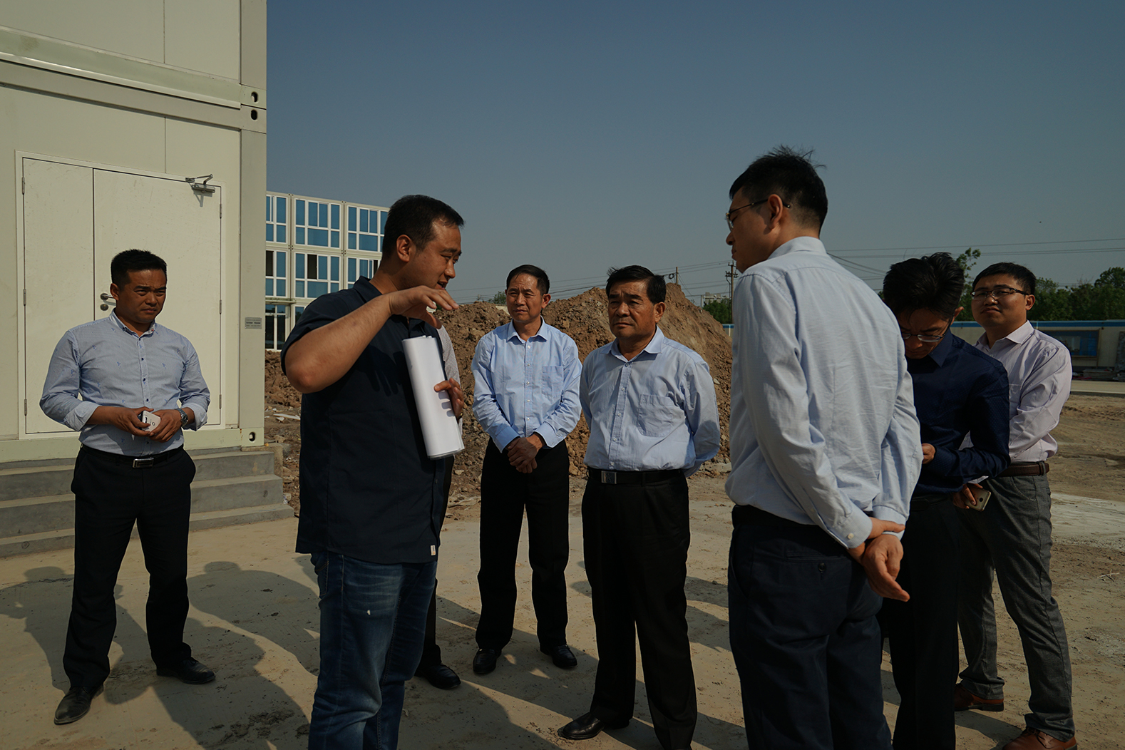 6、農(nóng)高區(qū)管委會副主任楊同柱到集團公司視察指導.jpg